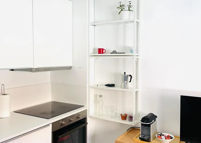 Vm - Cozy & Quiet At Campo Ourique Lisbon